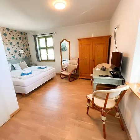 Kornmuehle Doppelzimmer Muehlenstein * Mellenthin